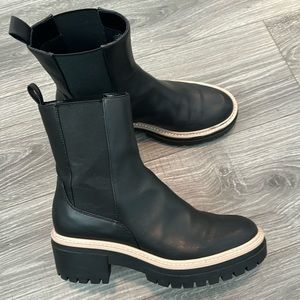 Black leather Chelsea boots